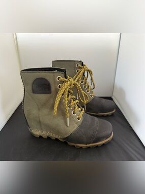 Sorel Lexie Wedge Leather Canvas Waterproof Women’s Booties Size 6.5